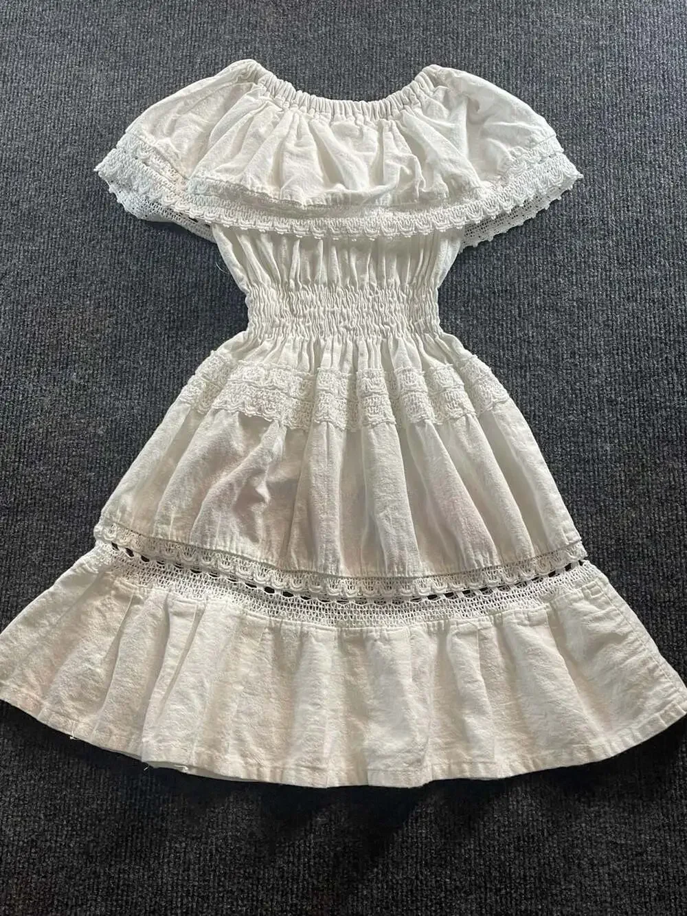 Traditional Mexican Embroidered Off Shoulder Floral Dress White child size 6